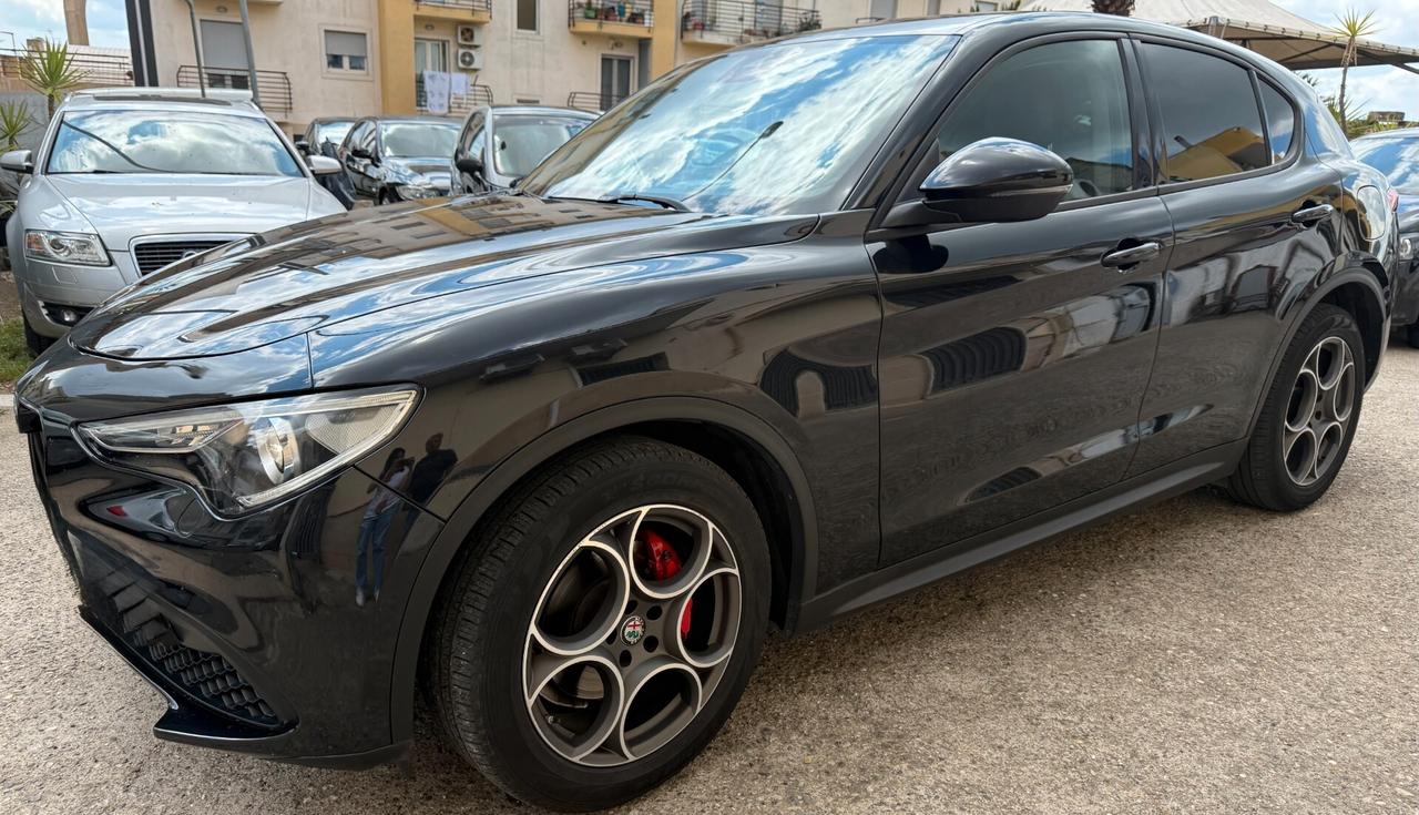Alfa Romeo Stelvio 2.2 Turbodiesel 160 CV AT8 RWD sport