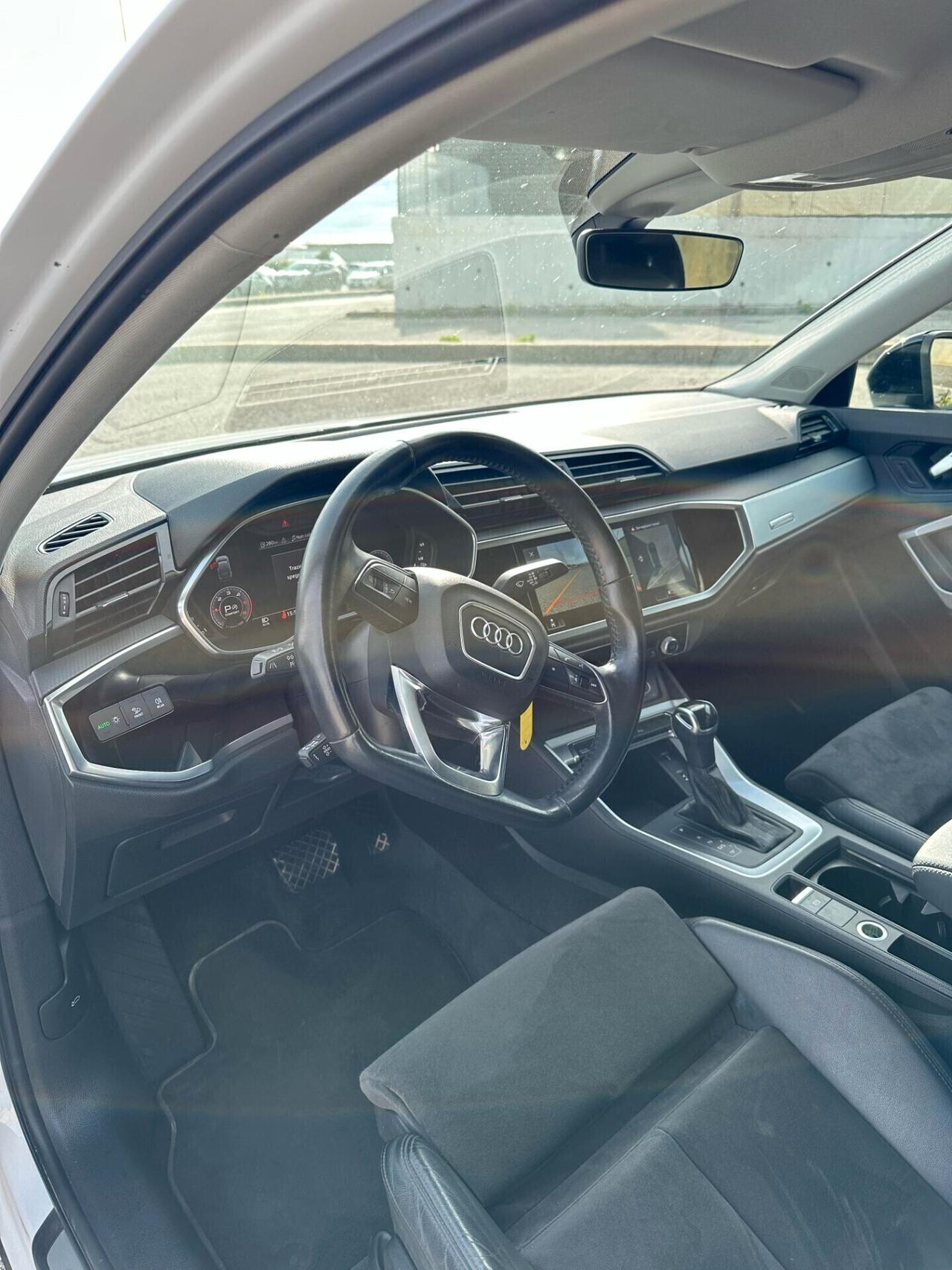 Audi Q3 35 TDI S tronic line edition