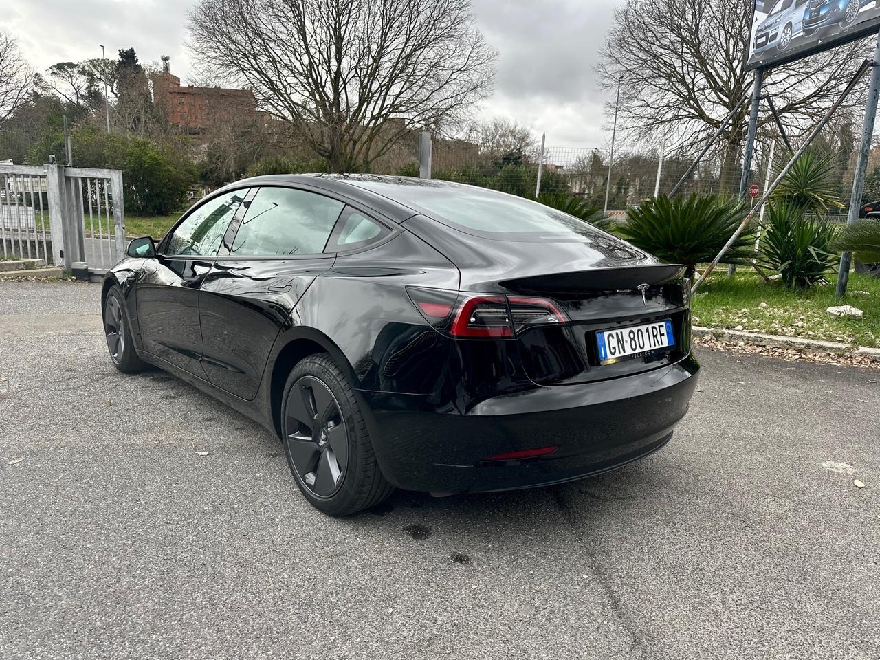 Tesla Model 3 Model 3 RWD Unipro Fun. Guida autonoma al massimo potenziale 30900 km Permute Rate e Finanziamenti