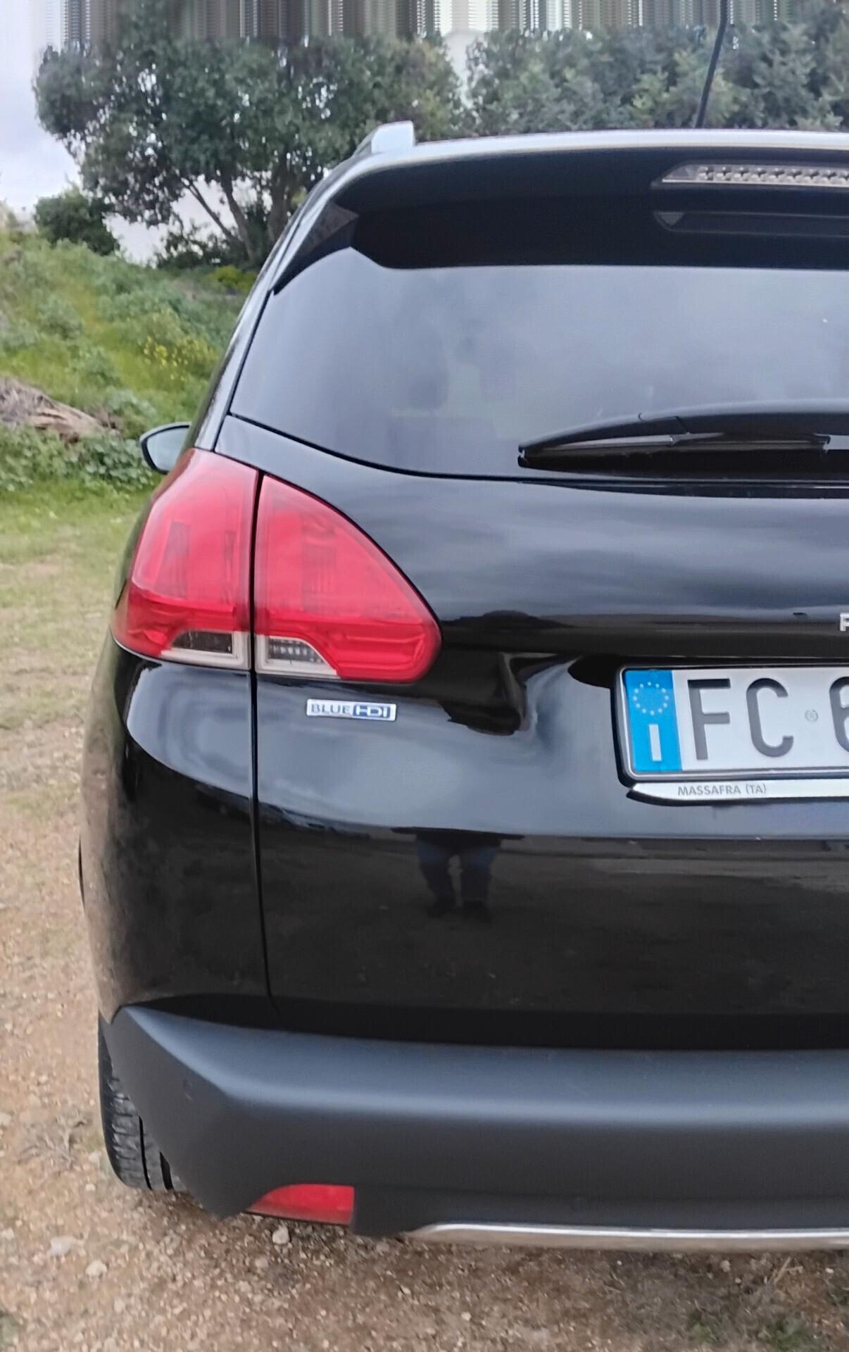 Peugeot 2008 BlueHDi 100 Allure