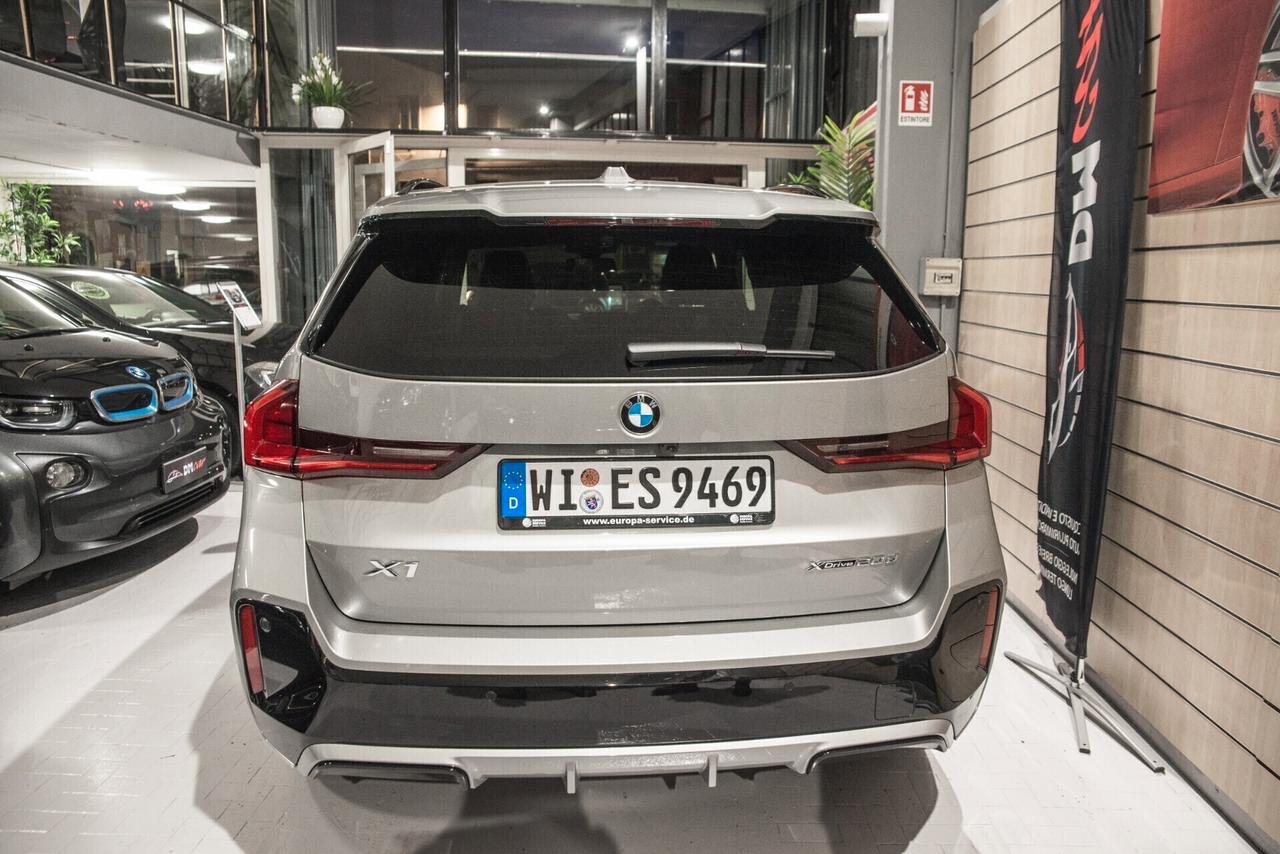 BMW X1 20d MHEV 48V M-SPORT Automatico Virtual Pelle Totale Tetto Panoramico ed elettrico Cerchi da 18 . AUTO - DIREZIONALE BMW -