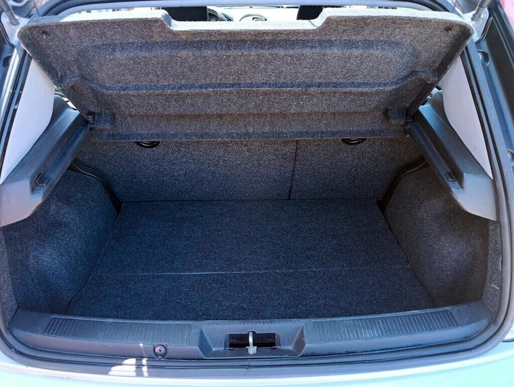 Fiat Punto 1.4 8V 5 porte METANO CASA MADRE