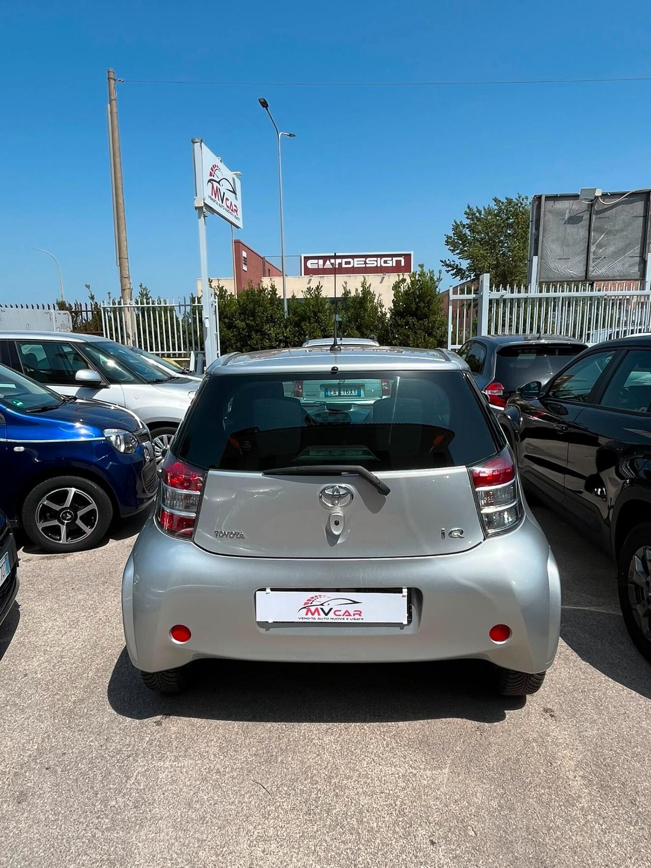 Toyota iQ 1.0 Sol