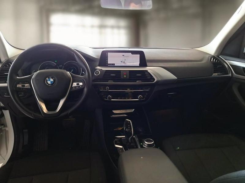 BMW X3 xDrive 30e Business Advantage Autom.