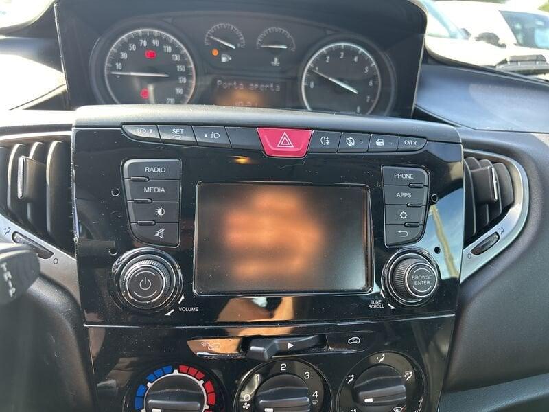 Lancia Ypsilon III 2015 1.2 Gold s&s 69cv my19