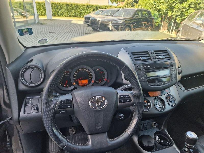 Toyota RAV4 RAV4 2.2 D-Cat 177 CV Luxury