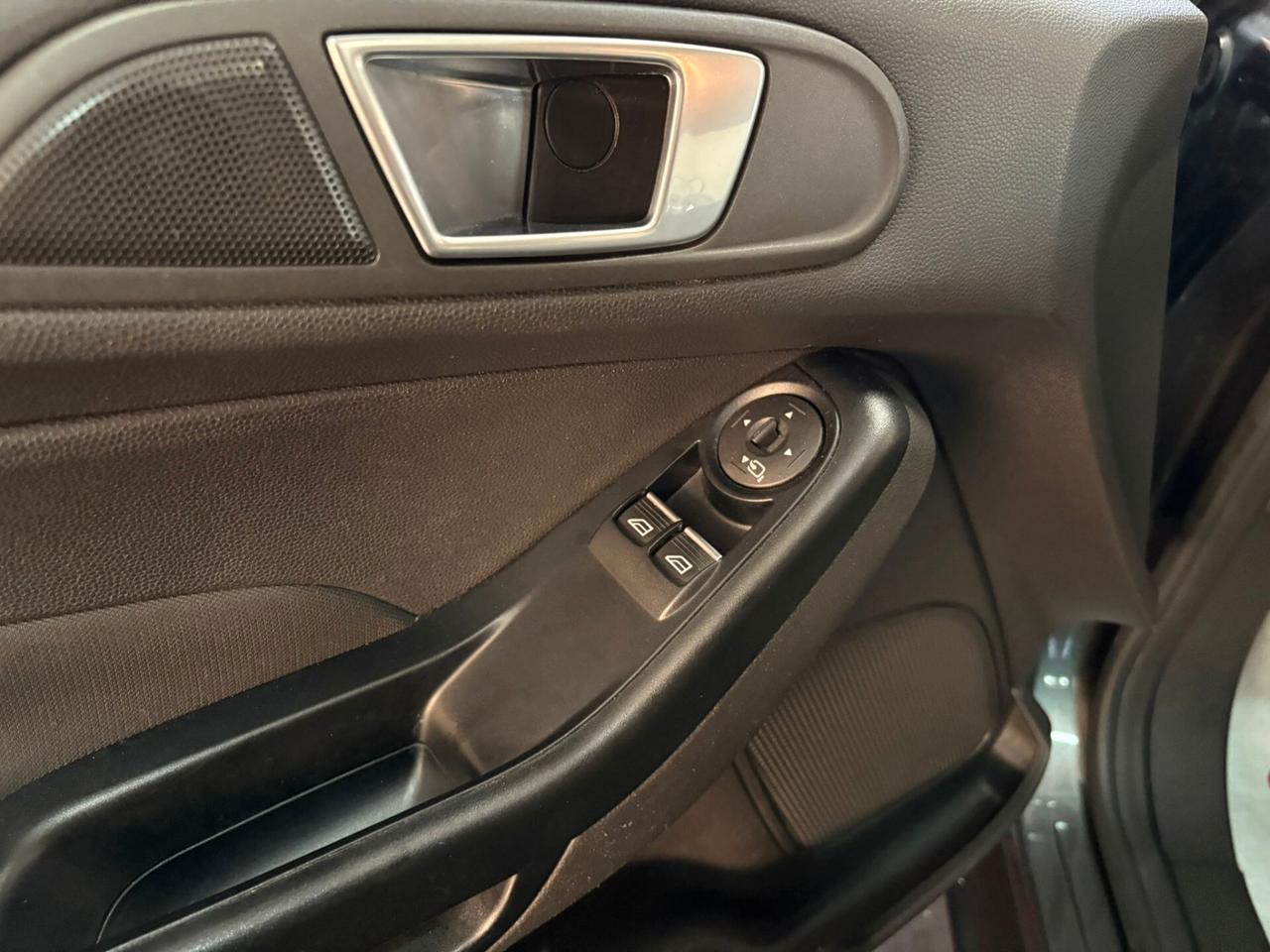 Ford Fiesta 1.5 TDCi 75CV 5 porte Business