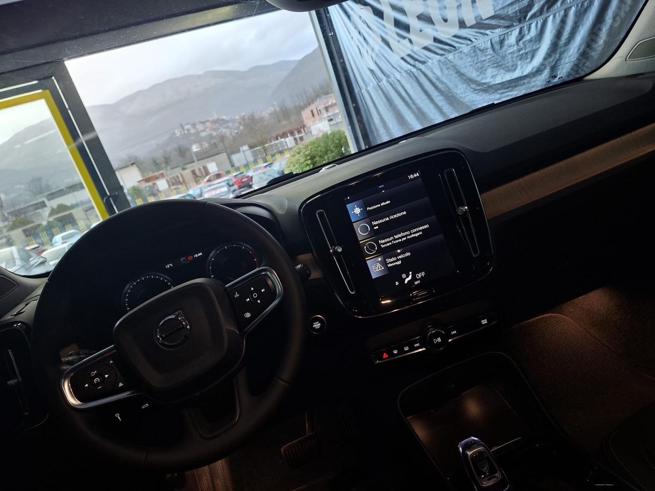 Volvo XC40 D3 AWD Geartronic accettò permute e finanziamenti