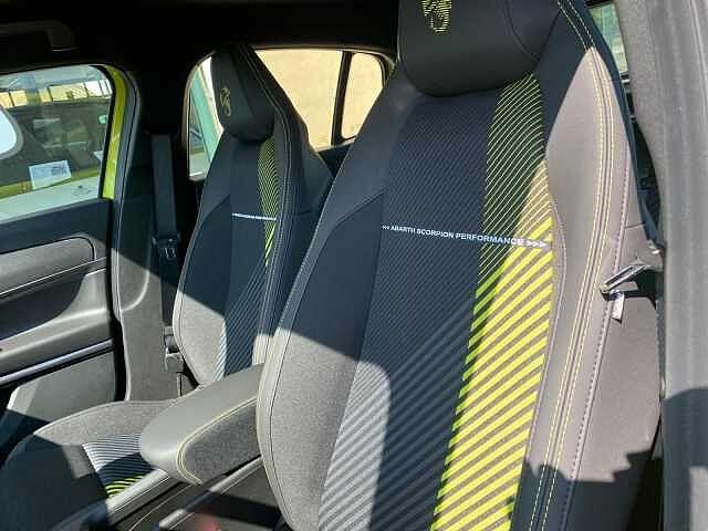 Abarth 600e Scorpionissima