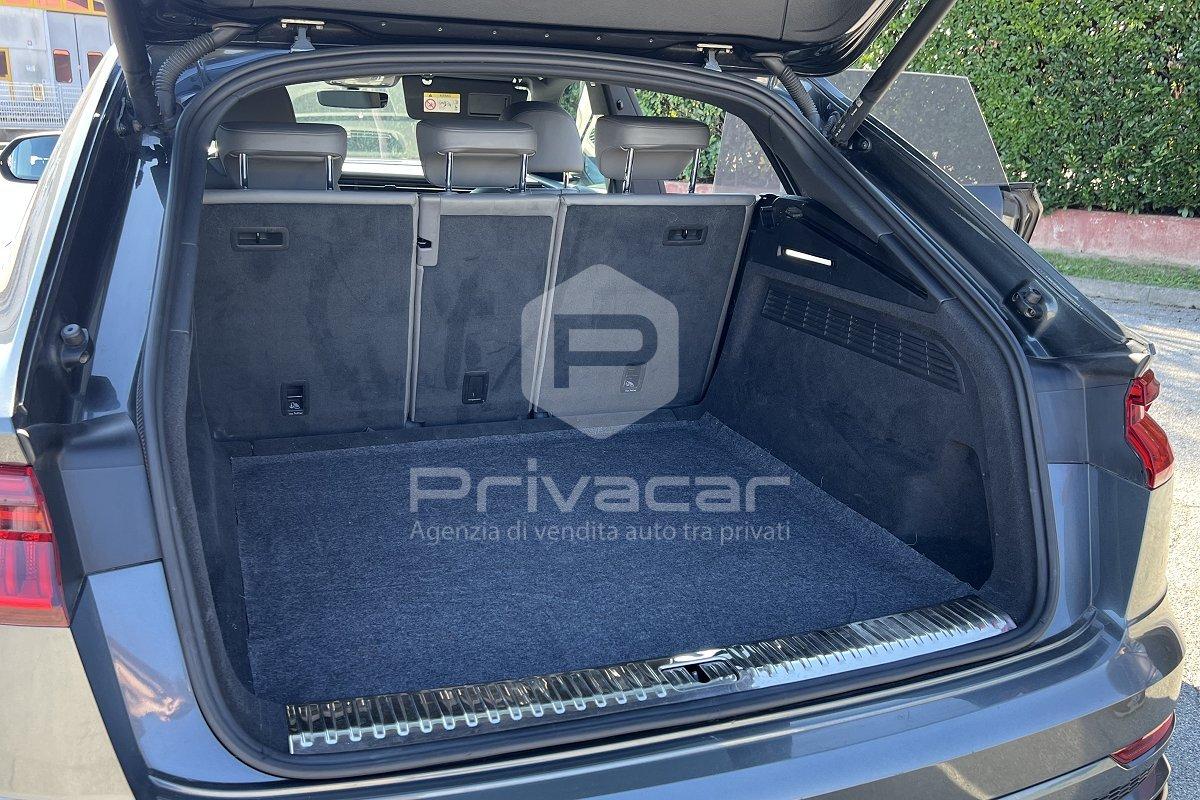 AUDI Q8 45 TDI quattro tiptronic Sport