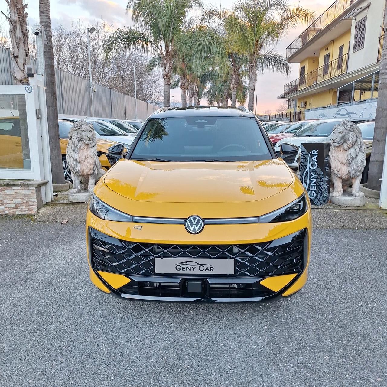 VOLKSWAGEN NEW T-ROC 1.5 eTSI R-LINE ACT 150CV DSG