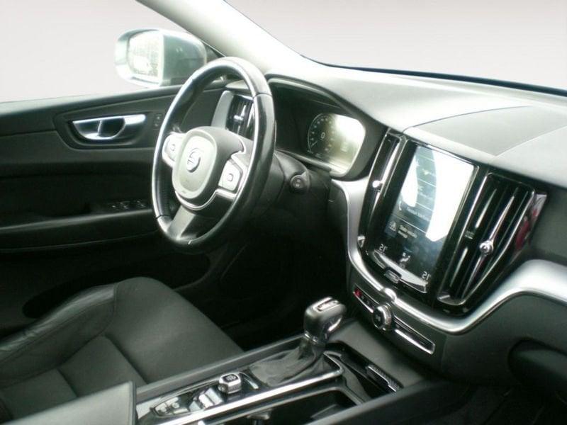 Volvo XC60 2.0 d4 Momentum Pro auto