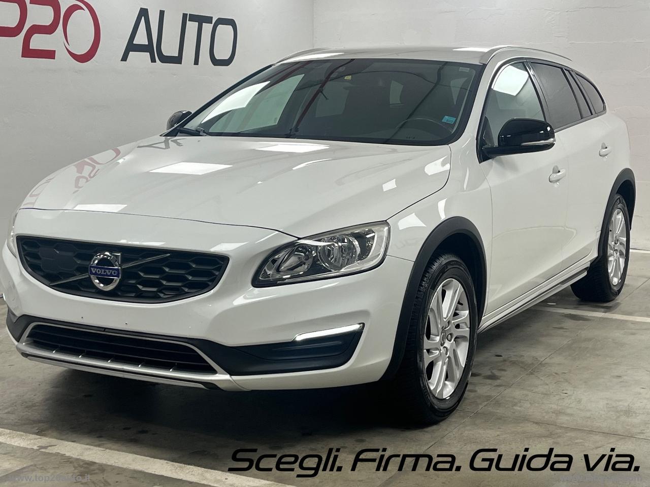 VOLVO V60 Cross Country D3 Geartronic Momentum