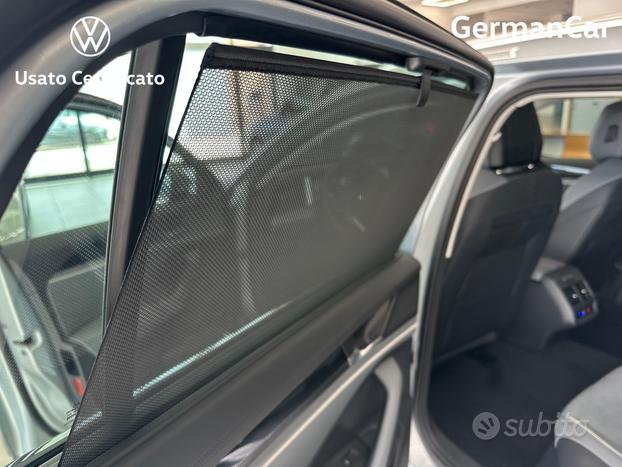 Volkswagen Passat 1.5 tsi ehybrid business 204cv d
