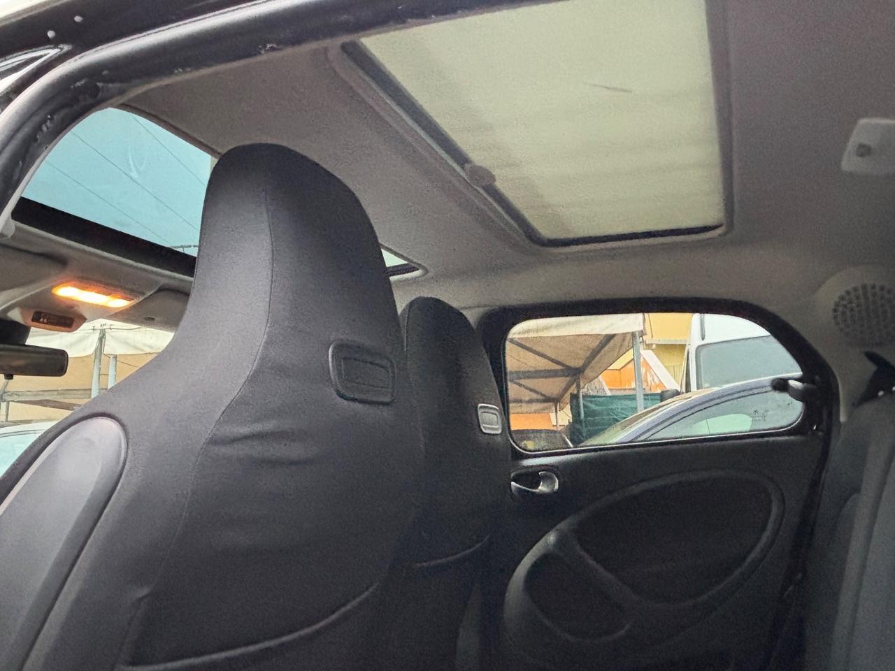 Smart ForFour 70 1.0 twinamic Youngster