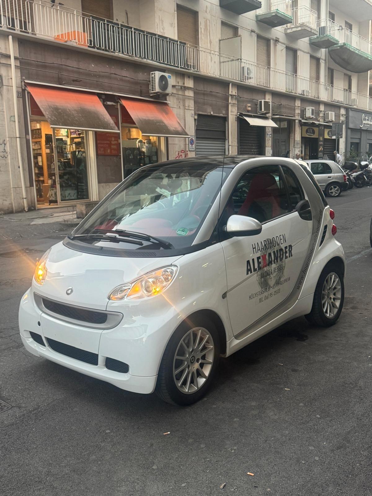 Smart ForTwo 1000 52 kW MHD coupé passion