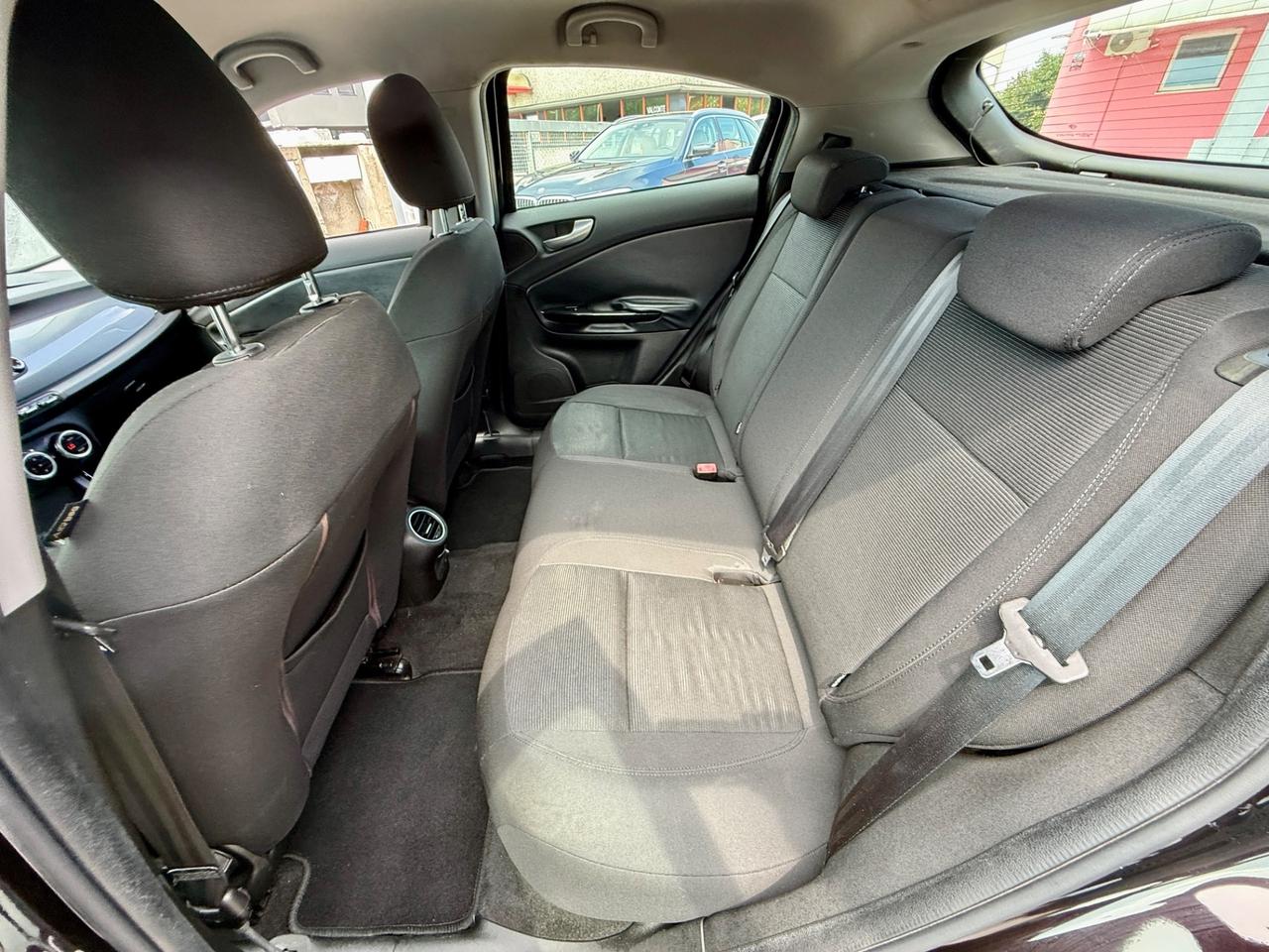 Alfa Romeo Giulietta 1.6 JTDm-2 105 CV NEOPATENTATI