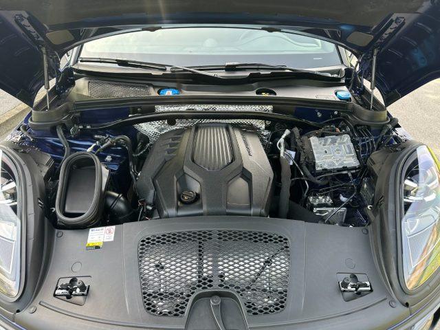 PORSCHE Macan 2.0 T
