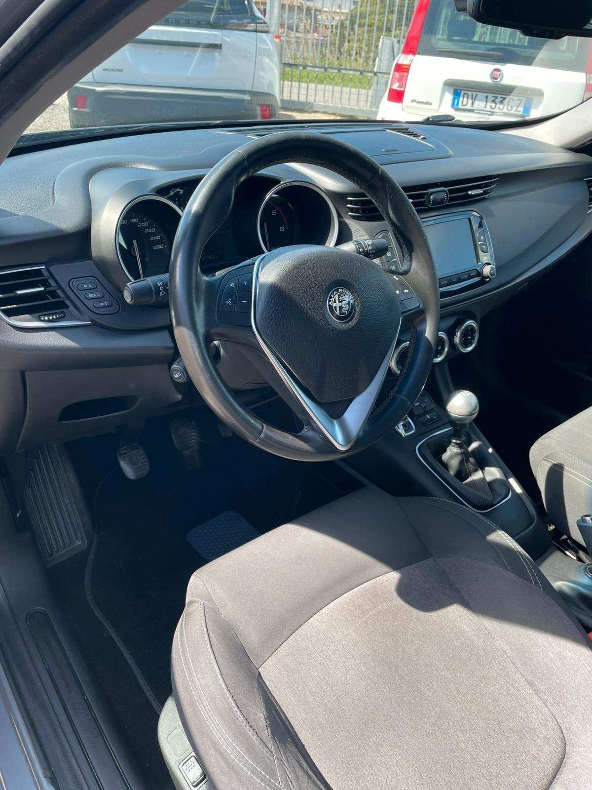 Alfa Romeo Giulietta 1.6 JTDm-2 120 CV