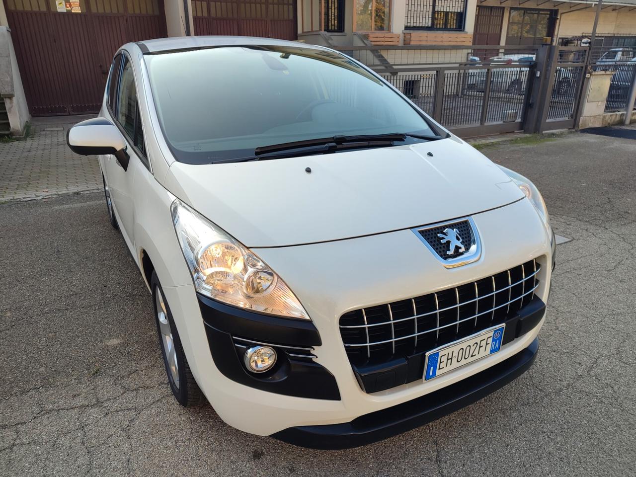 PEUGEOT 3008 DEL 2011 DIESEL 2.0 110KW 150CAVALLI