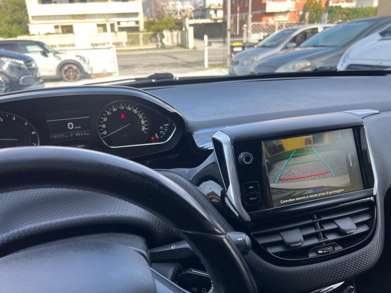 Peugeot 208 PureTech 82 3 porte Allure