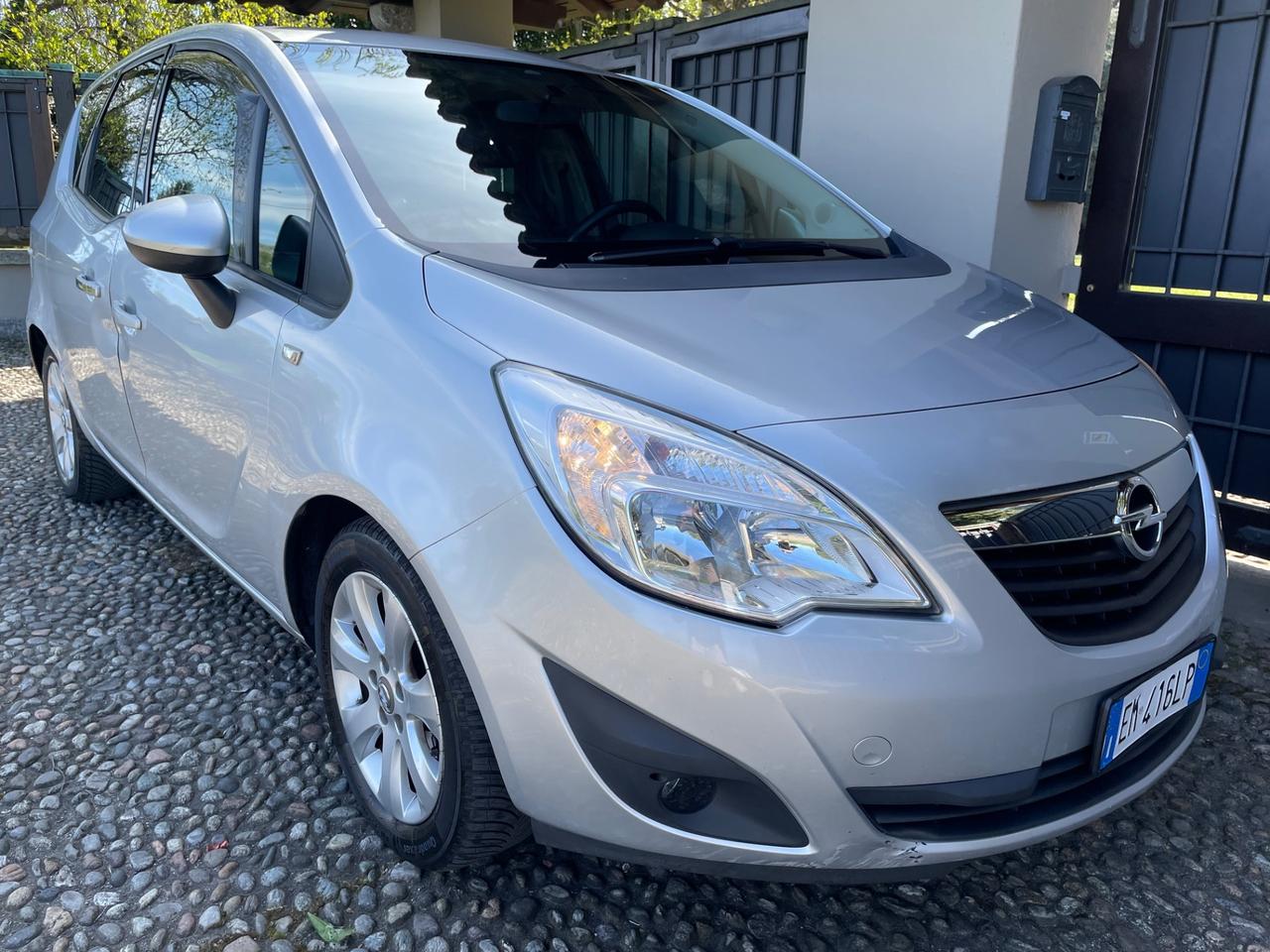 Opel Meriva 1.4 100CV Cosmo *NEOPATENTATI*