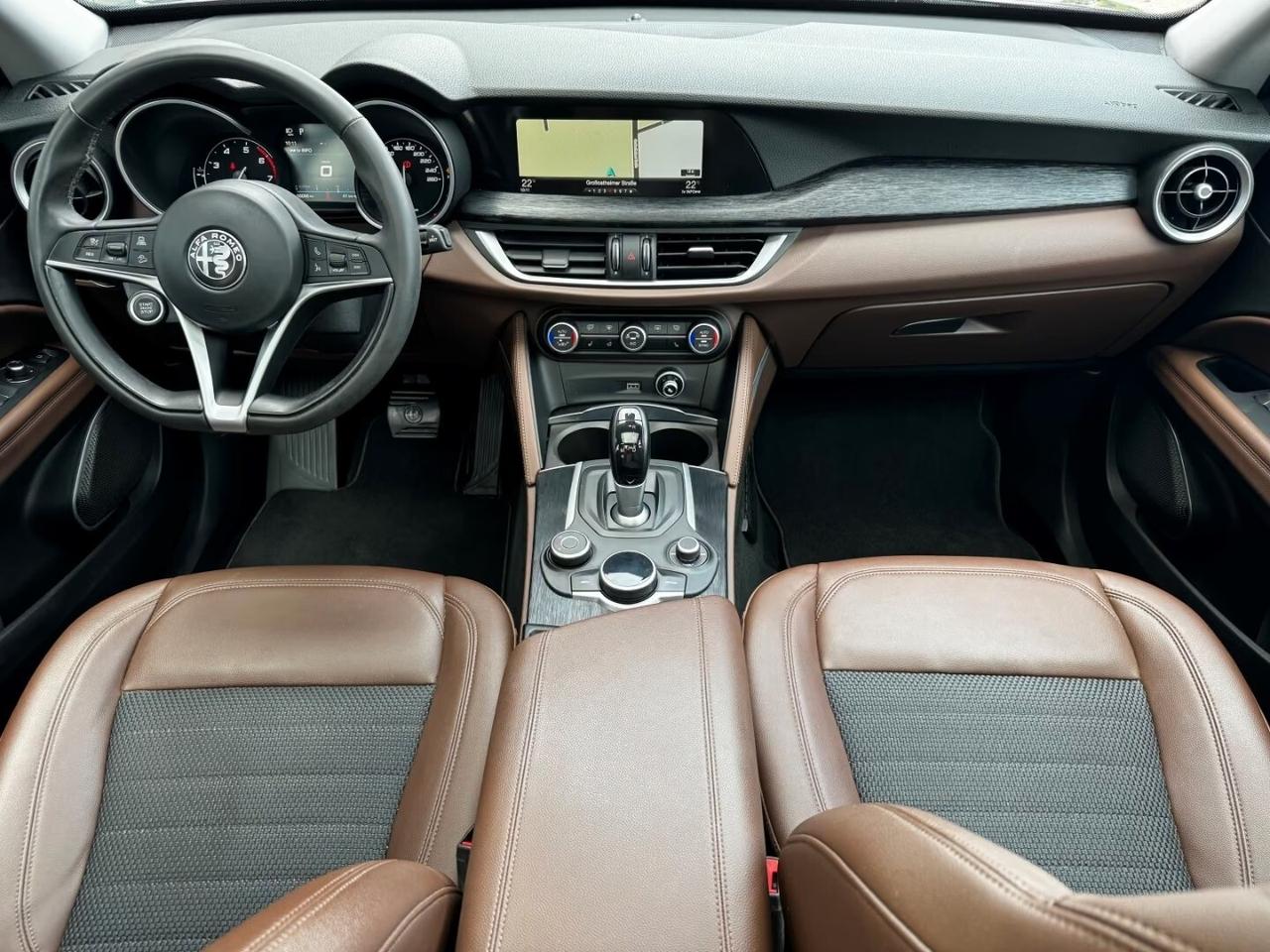 Alfa Romeo Stelvio 2.0 Turbo 200 CV AT8 Q4 Executive
