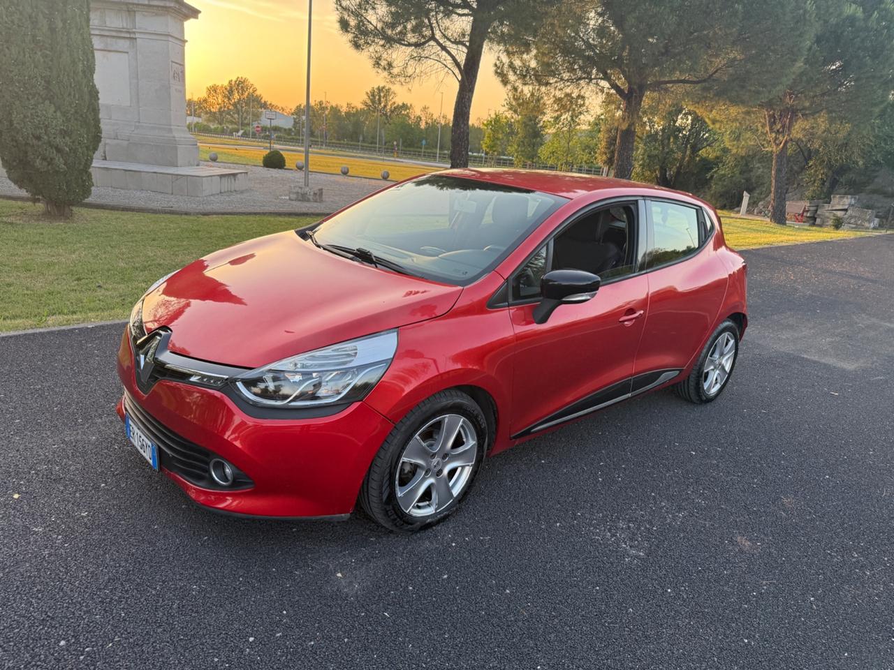 Renault Clio 1.2 75CV 5 porte Wave