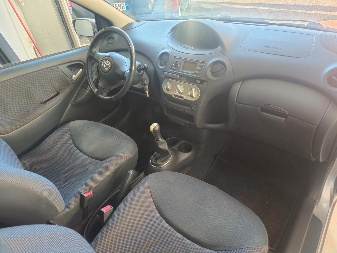 Toyota Yaris 1.0i 16V cat 3 porte