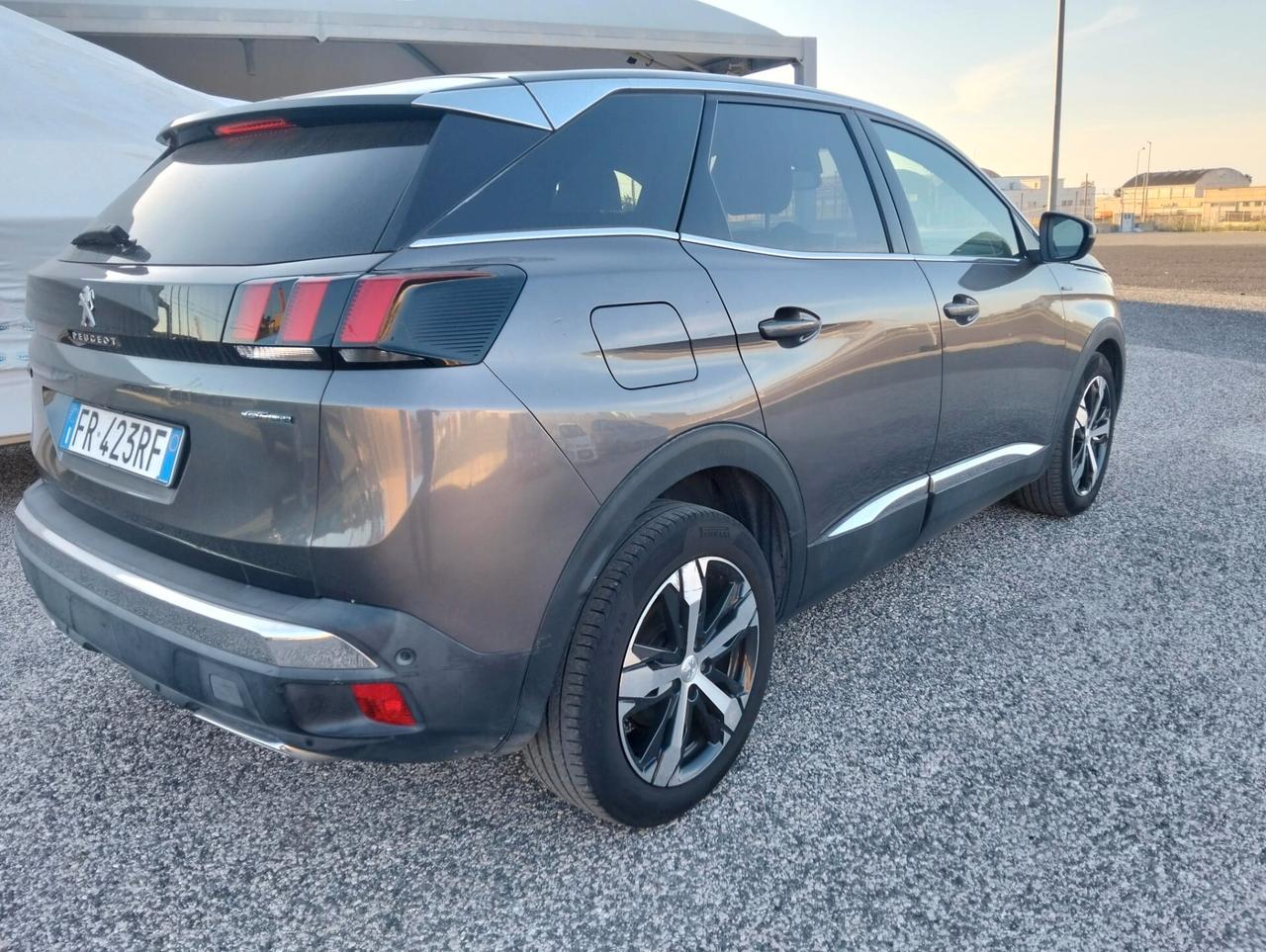 Peugeot 3008 BlueHDi 120 S&S Allure