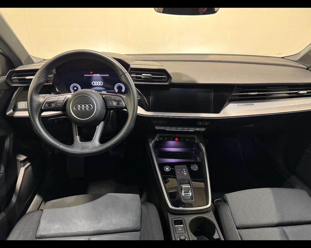 AUDI A3 SPORTBACK 35 TDI S-TRONIC S LINE EDITION