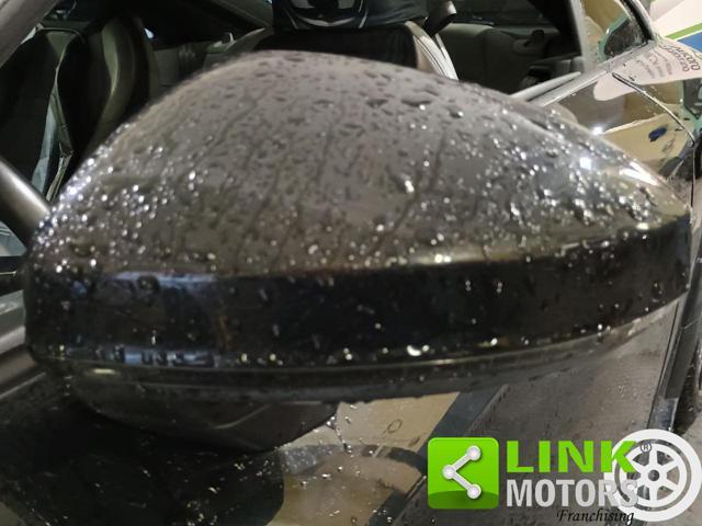 AUDI TT Coupé 2.0 TFSI S line