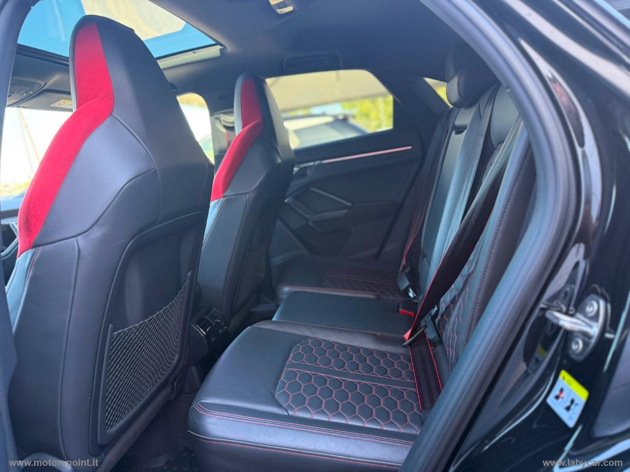 AUDI RS Q3 quattro S tronic