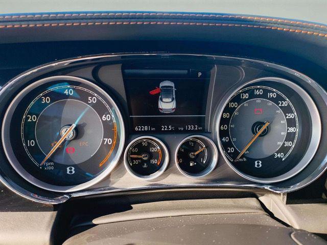 BENTLEY Continental GTC V8