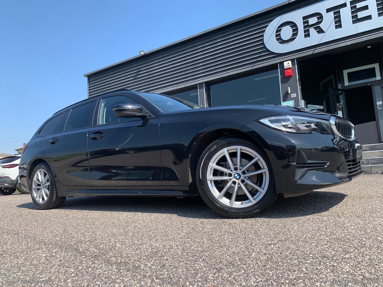 BMW 318d 48V Touring Business Advantage