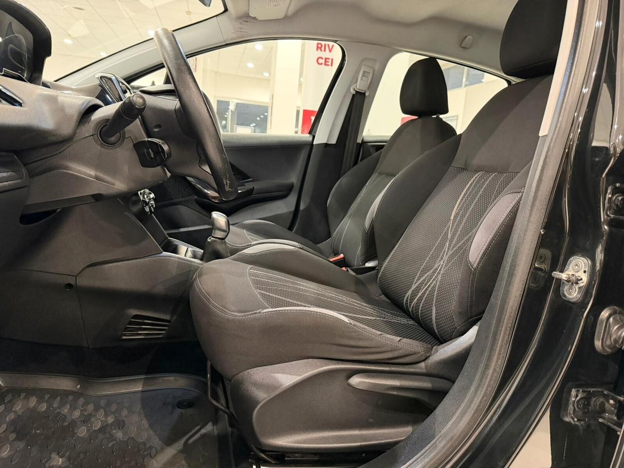 Peugeot 208 1.4 HDi 68 CV 5 porte Active