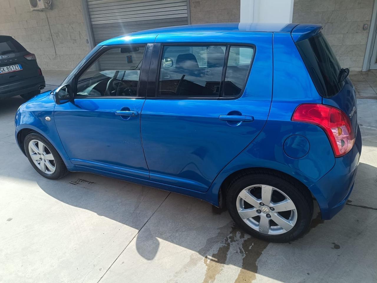 Suzuki Swift 1.3 5p. GPL
