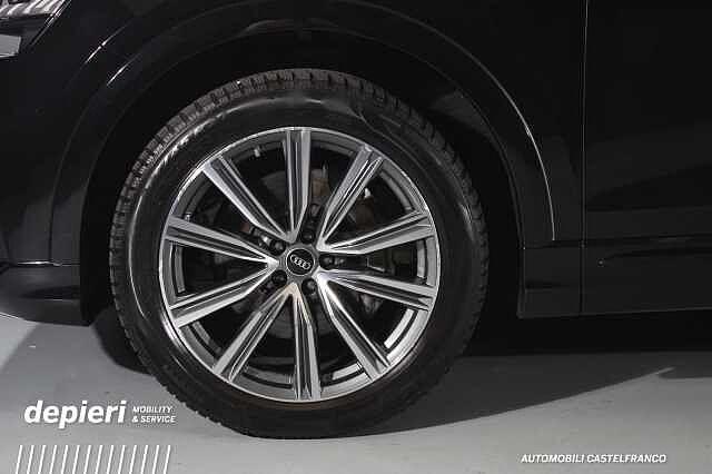Audi Q8 50 TDI quattro tiptronic Sport -MHEV