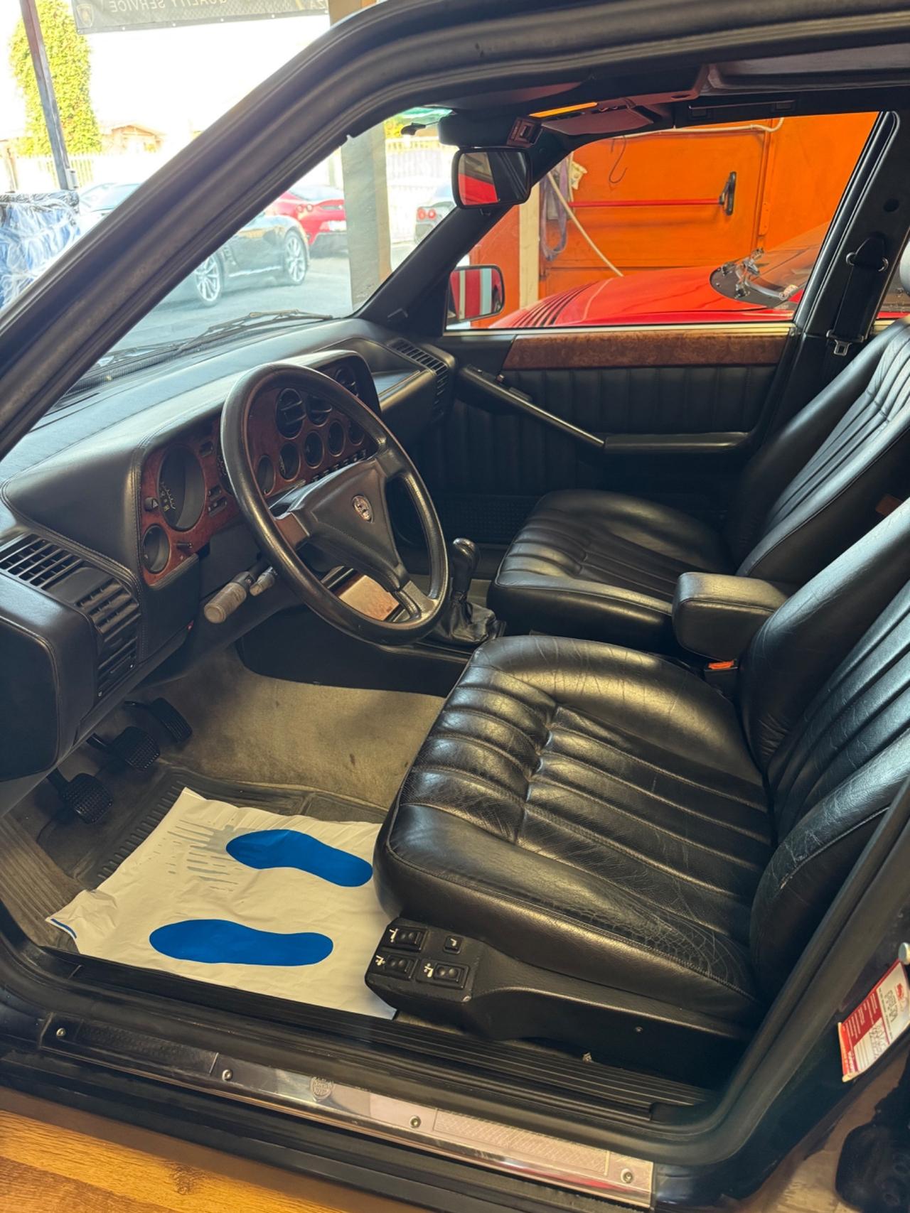 Lancia Thema Ferrari 8.32 PERMUTE