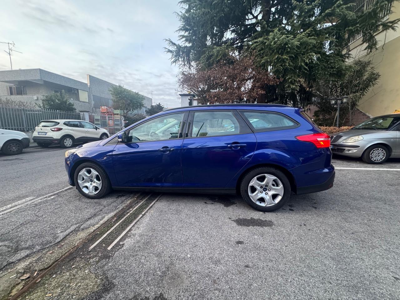 Ford Focus 1.6 120 CV GPL SW Titanium