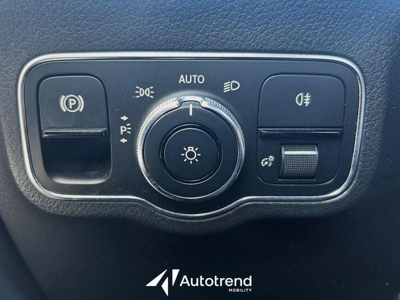 Mercedes-Benz Classe B B 180 d 116 CV Automatica NAVI LED Business Extra