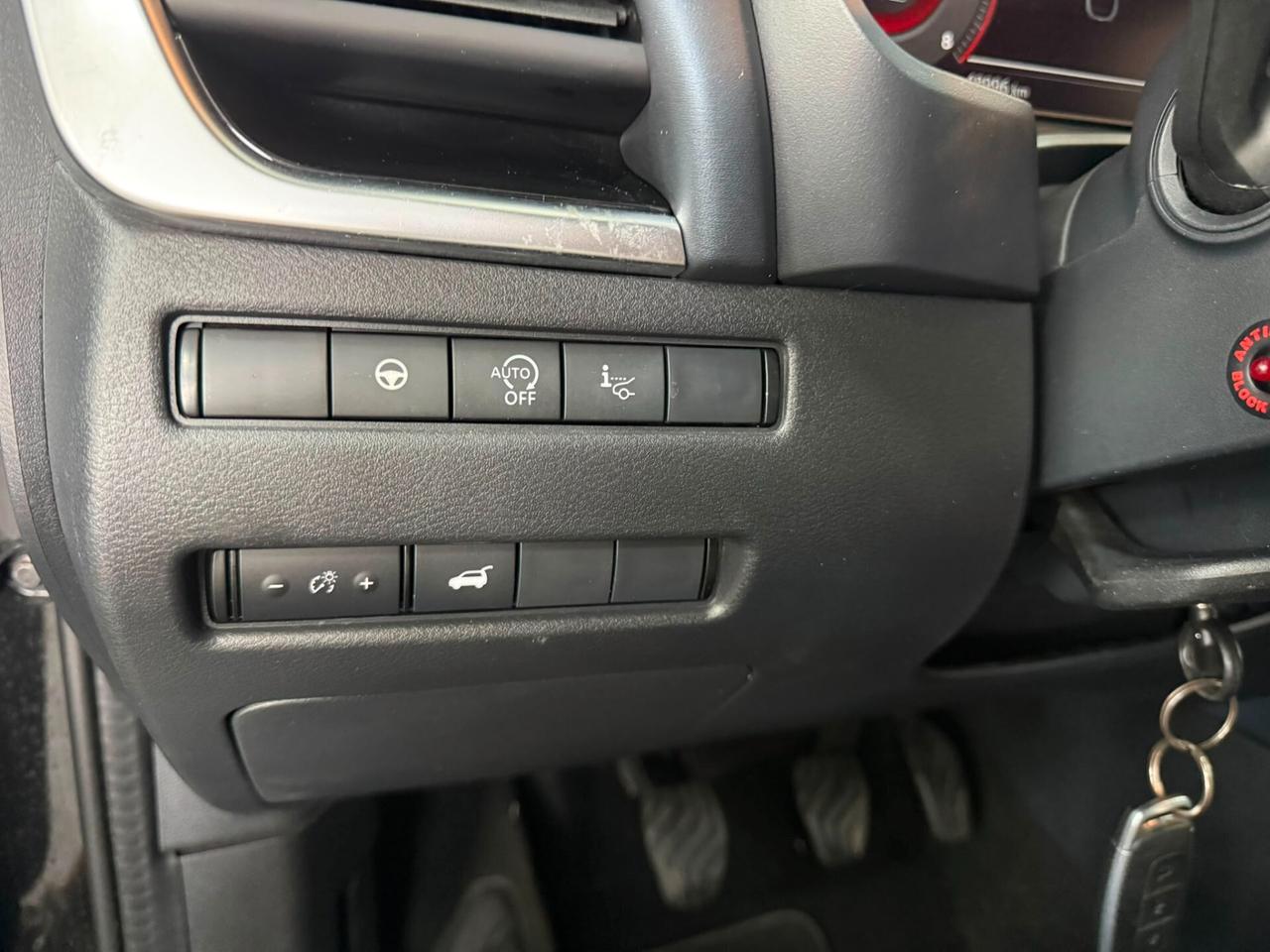 Nissan Qashqai 1.3 MHEV Ibrida 140cv Tekna