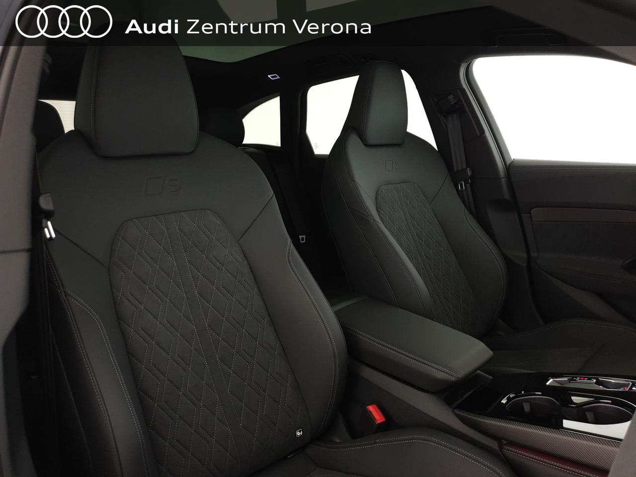 Avant 2.0e-hybrid 299CV quattro Str S line Edition