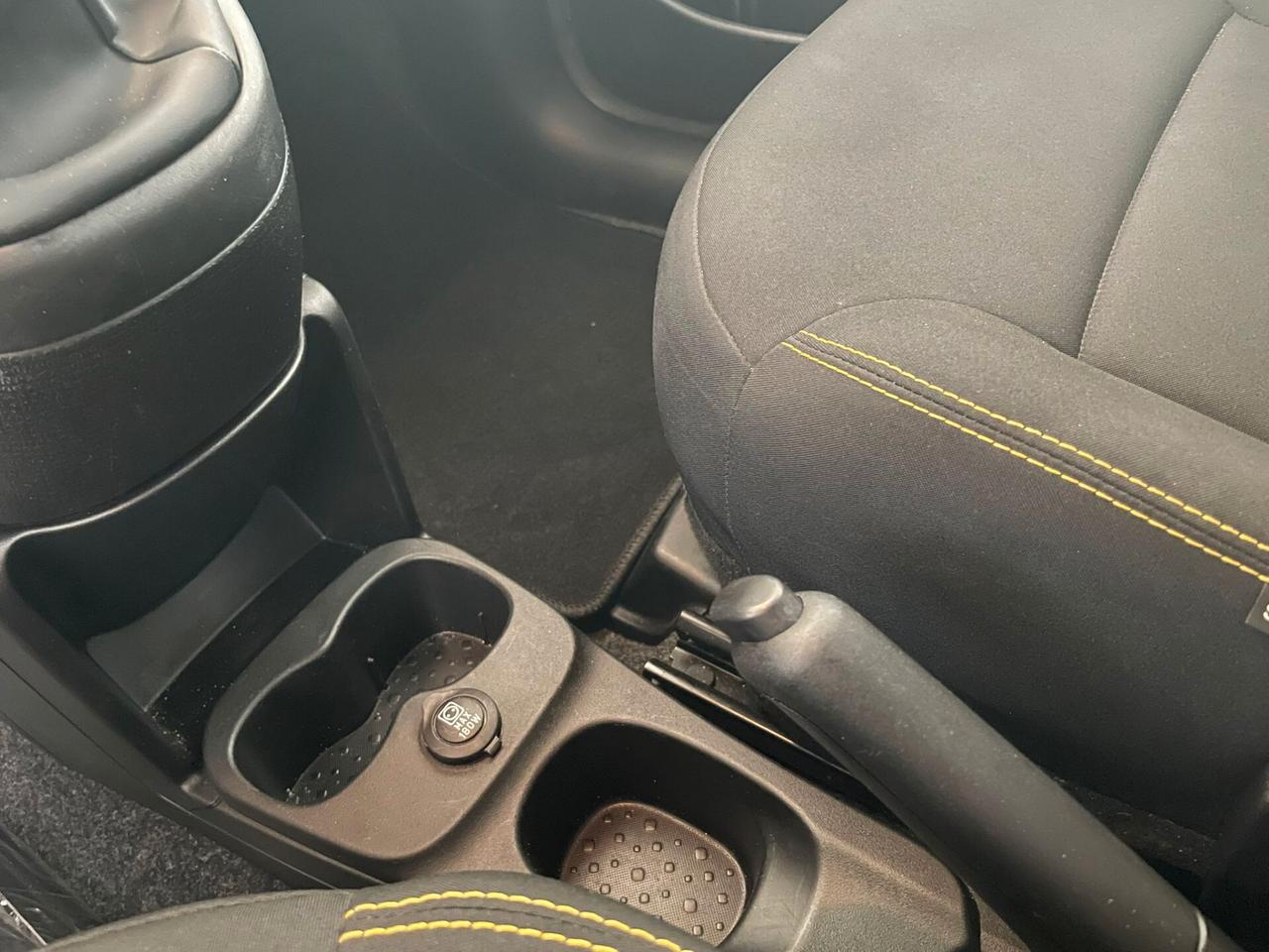 Fiat Pandina CROSS 1.0 FireFly S&S Hybrid 70CV