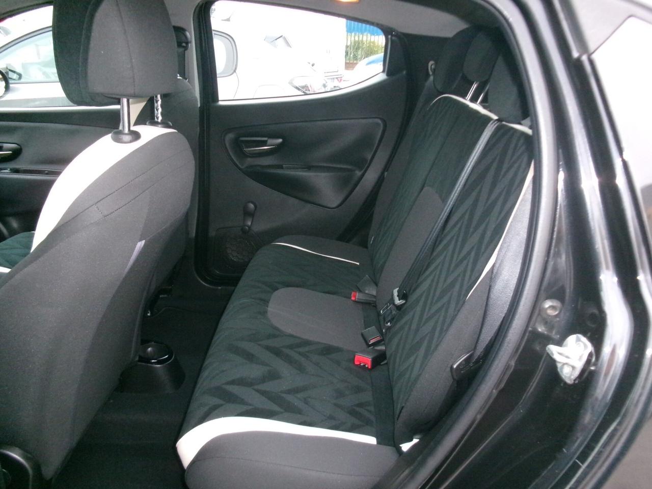 Lancia Ypsilon 1.2 PLATINUM 69CV +600.00 GPL NUOVO