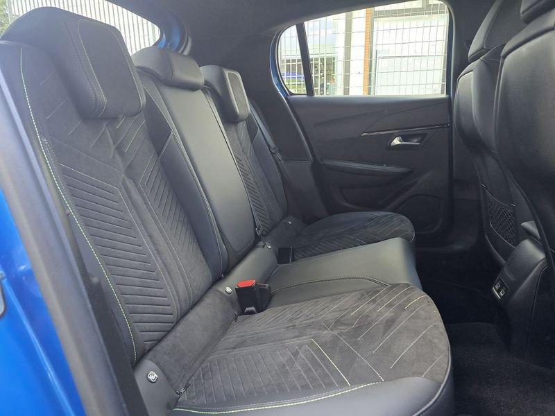 Peugeot 208 GT Hybrid 136 e-DCS6 auto