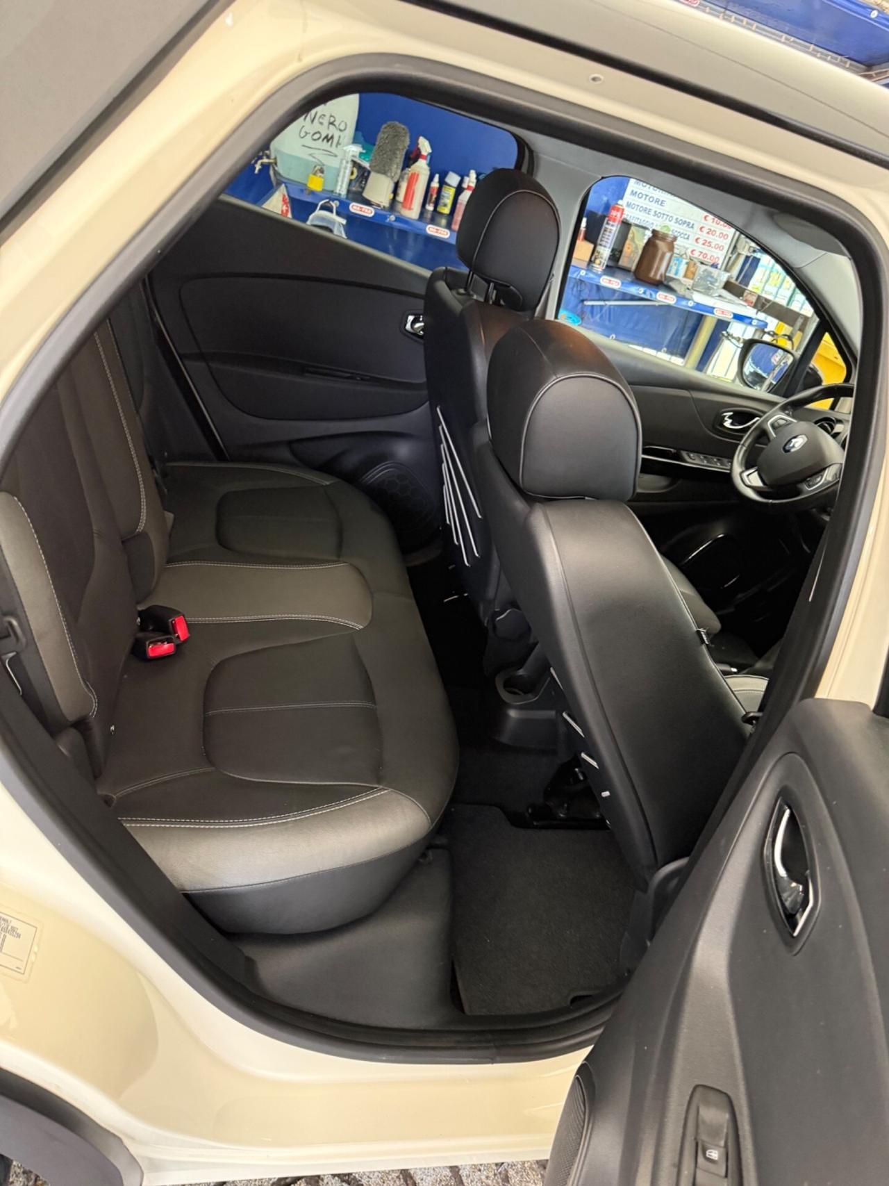 Renault Captur dCi 8V 90 CV EDC Start&Stop Energy