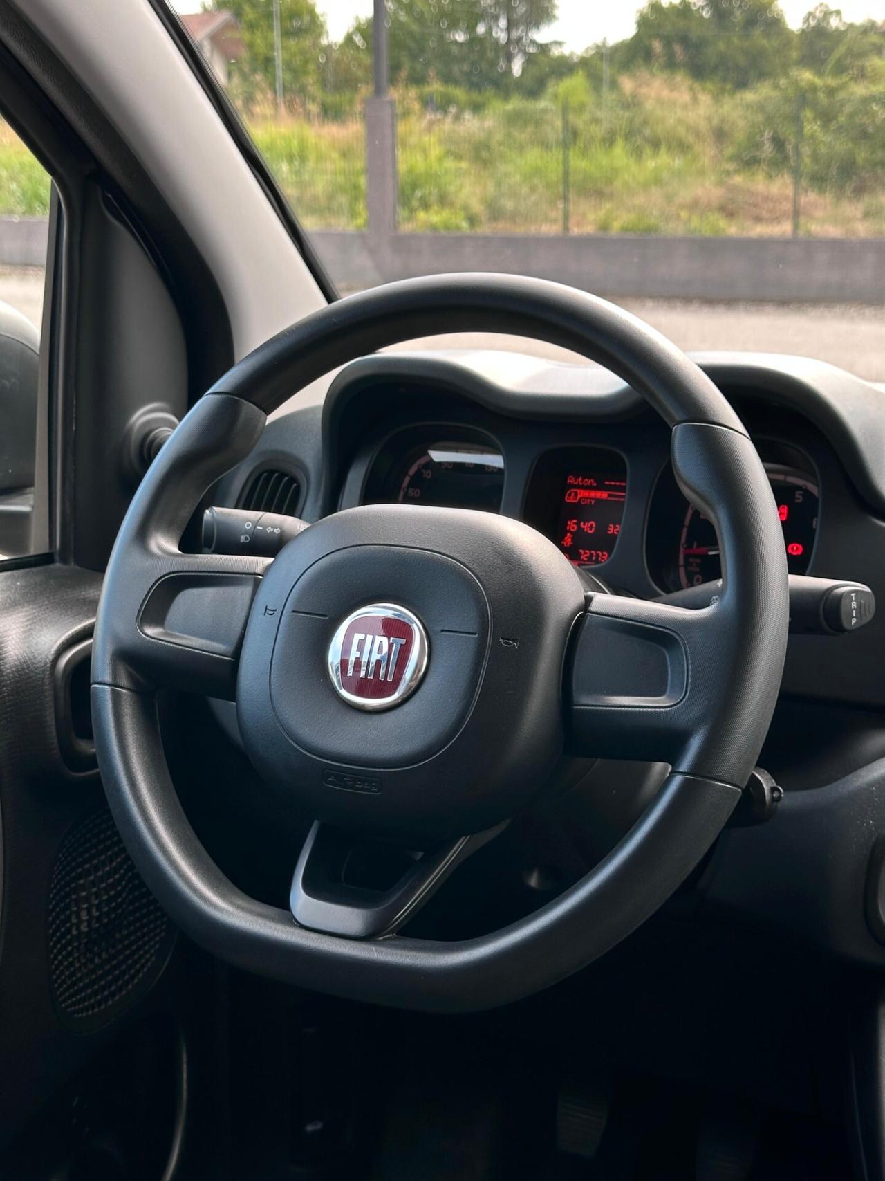 Fiat Panda 1.2 Easy 69cv 2020 Neopatentati Nera