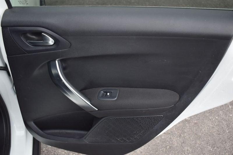 Peugeot 2008 BlueHDi 120 S&S Allure