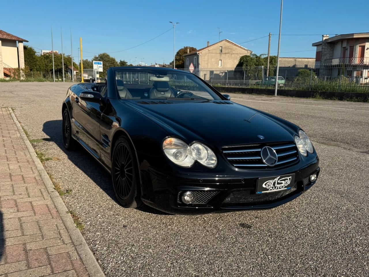 Mercedes SL 55 AMG targa oro